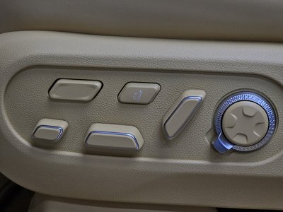 2025 Genesis GV60 — миниатюра 33