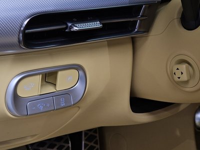 2025 Genesis GV60 — миниатюра 25