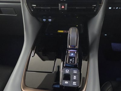 2024 Toyota ALPHARD — миниатюра 12