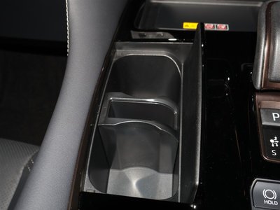 2024 Toyota ALPHARD — миниатюра 14