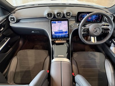 2025 MERCEDES-BENZ C-CLASS photo 5