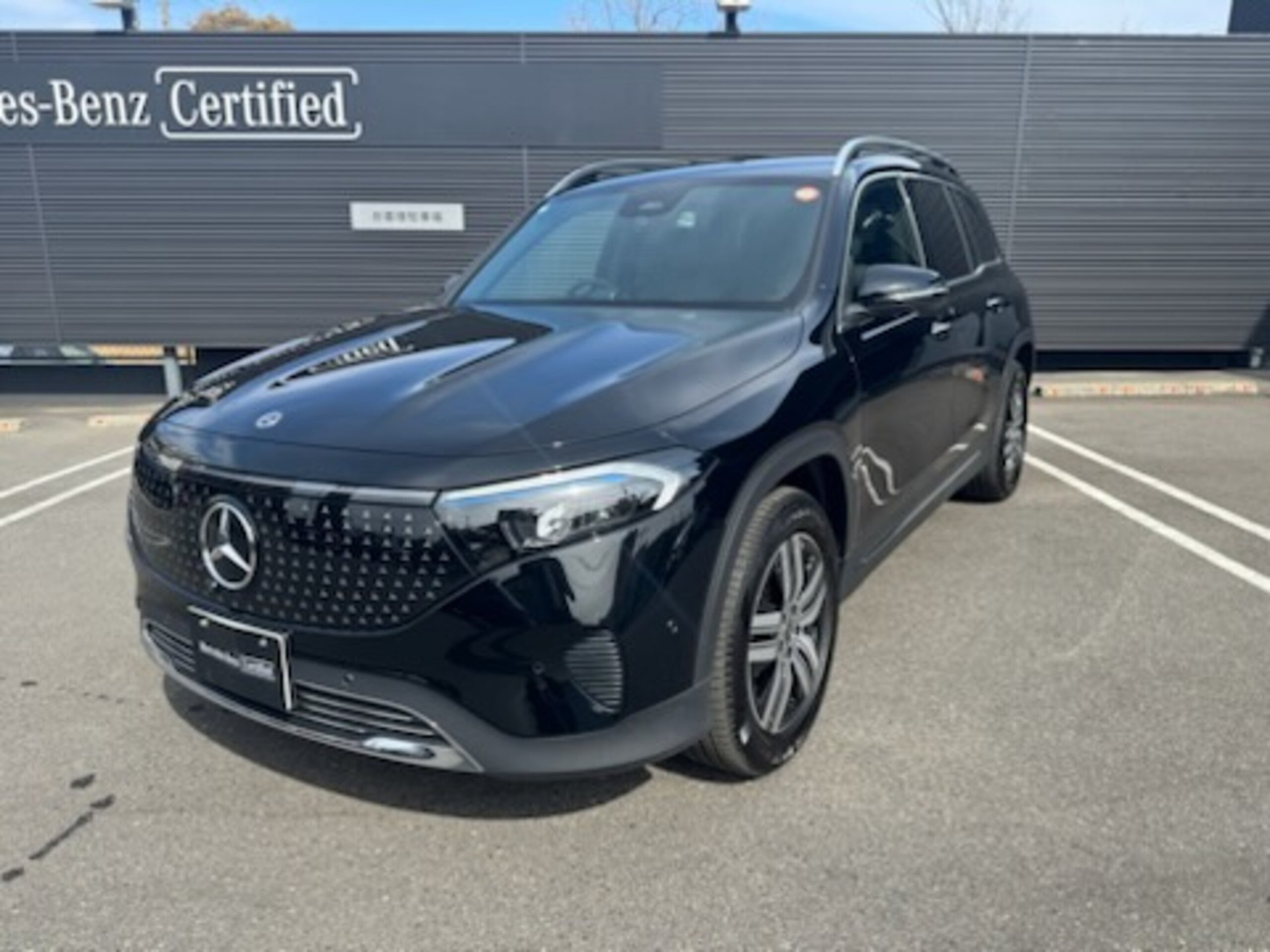 MERCEDES-BENZ EQB - View 1