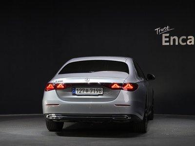 MERCEDES-BENZ E-CLASS - 3