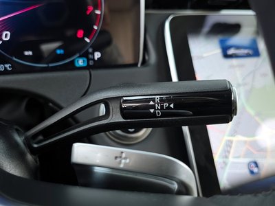 MERCEDES-BENZ E-CLASS - 9