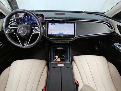 MERCEDES-BENZ E-CLASS - 5