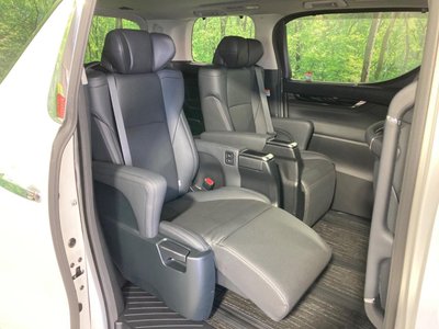 صورة 9 لـ 2023 Toyota ALPHARD