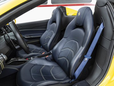 2016 Ferrari 488 SPIDER — миниатюра 13