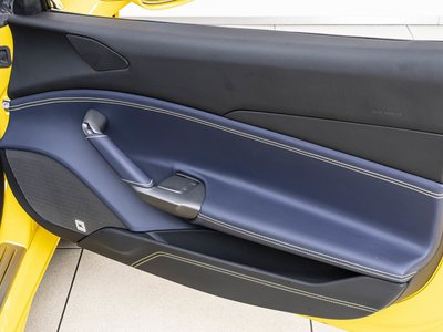 2016 Ferrari 488 SPIDER — миниатюра 21