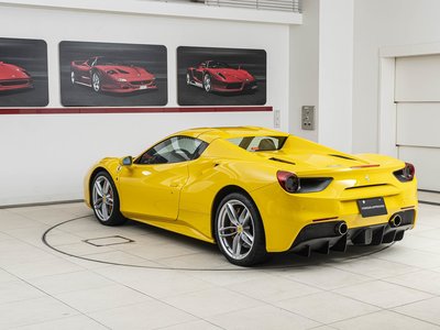2016 Ferrari 488 SPIDER — миниатюра 12