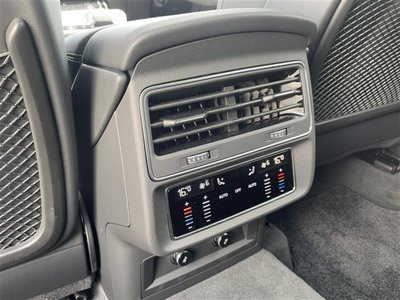 صورة 28 لـ 2024 AUDI Q7