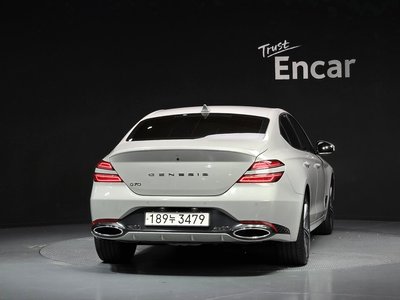 صورة 4 لـ 2024 Genesis THE NEW G70