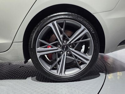 صورة 8 لـ 2024 Genesis THE NEW G70