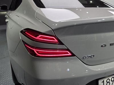 صورة 10 لـ 2024 Genesis THE NEW G70