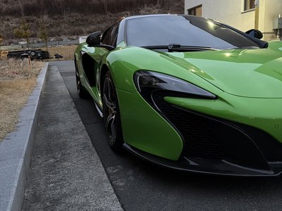 MCLAREN 650S - 1