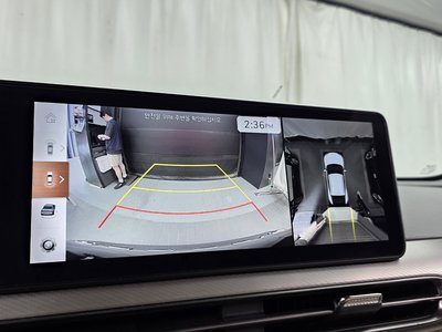 2023 Genesis GV60 — миниатюра 15