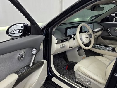 2023 Genesis GV60 — фото 10