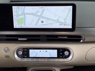 2023 Genesis GV60 — миниатюра 14