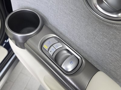 2023 Genesis GV60 — миниатюра 19