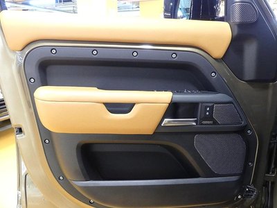 صورة مصغرة 11 لـ 2023 LAND Rover DEFENDER