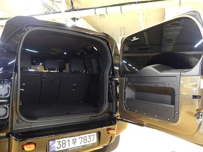 2023 LAND Rover DEFENDER 照片 10
