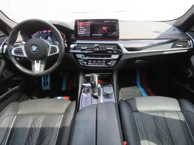 BMW 5 SERIES - 5