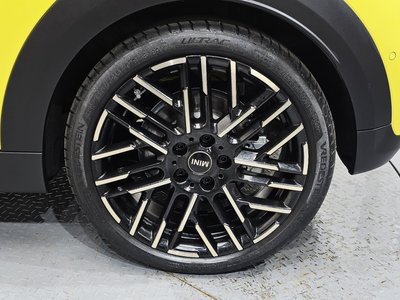 صورة 8 لـ 2025 MINI COOPER S