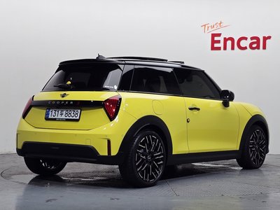 صورة 4 لـ 2025 MINI COOPER S
