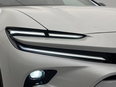 2023 Toyota CROWN SPORT thumbnail 24