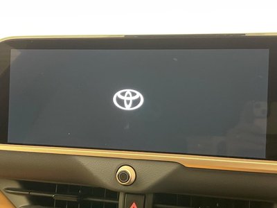 2023 Toyota CROWN SPORT photo 4