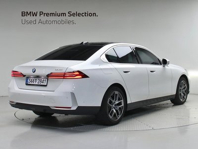 BMW 5 SERIES - 3