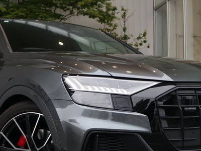 AUDI Q8 - 10
