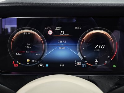 MERCEDES-BENZ E-CLASS - 8