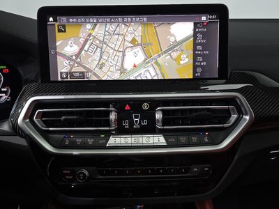 2023 BMW X3 M — миниатюра 18