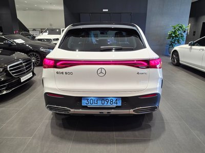 MERCEDES-BENZ EQE - 3