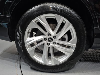 صورة 8 لـ 2022 AUDI Q7