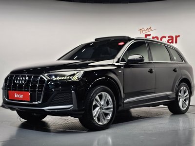 صورة 1 لـ 2022 AUDI Q7