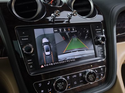 صورة مصغرة 15 لـ 2018 Bentley BENTAYGA