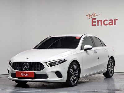 MERCEDES-BENZ A-CLASS - 1