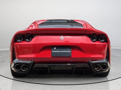 2018 Ferrari 812 SUPERFAST photo 6