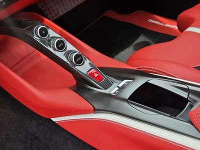 2018 Ferrari 812 SUPERFAST — миниатюра 13