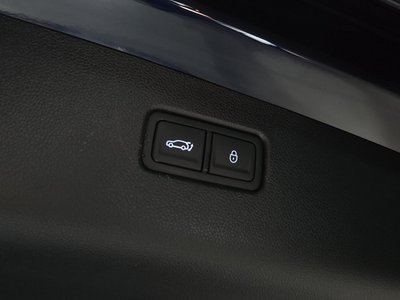 2023 Genesis GV70 — миниатюра 26