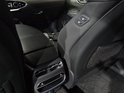 2023 Genesis GV70 — миниатюра 24