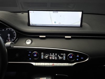 2023 Genesis GV70 — миниатюра 20