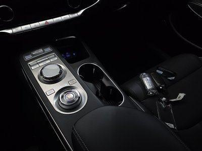 2023 Genesis GV70 — миниатюра 12
