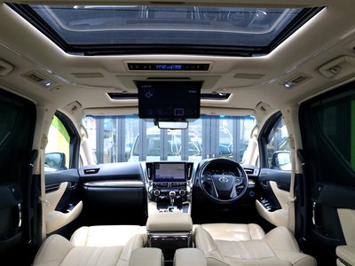 TOYOTA ALPHARD - 2
