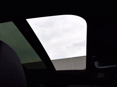 MERCEDES-BENZ EQE AMG - 5