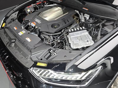 صورة 7 لـ 2025 AUDI RS6