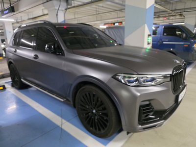 BMW X7 - 1