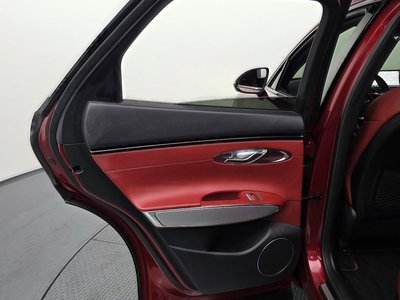 صورة مصغرة 15 لـ 2021 Genesis GV70
