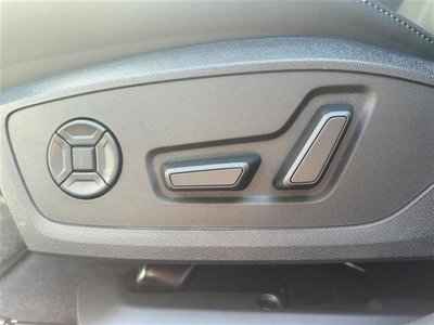 2025 AUDI A5 AVANT 缩略图 17